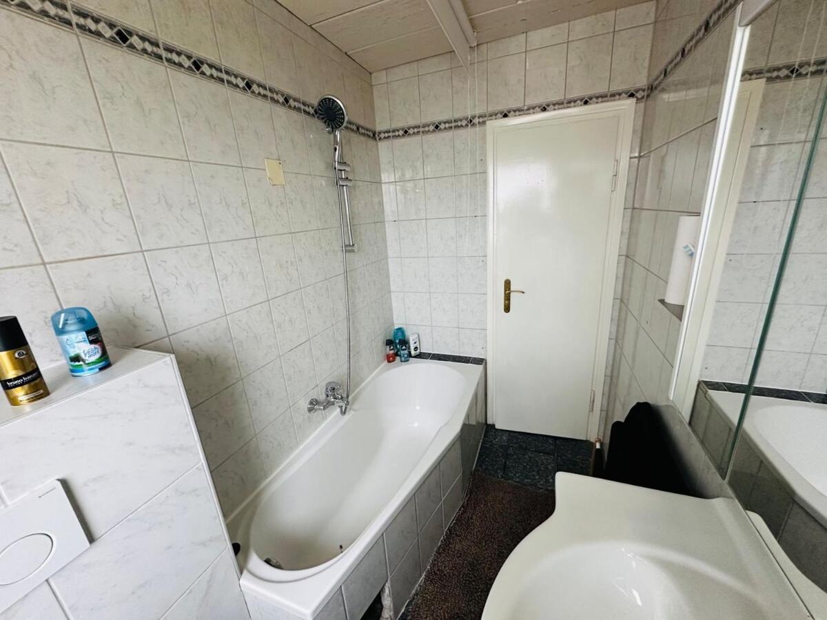 Wohnung In Der Stadtmitte Wolfsburgo Exterior foto